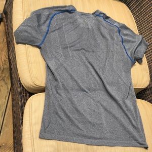 Lululemon Metal Vent Tech